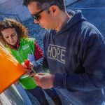 Jogo de orientação por equipas em qualquer local de Portugal, utilizando carta militar para desafios de navegação e estratégia ao ar livre.